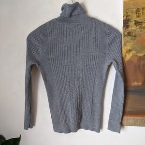 Long sleeve turtleneck cotton sweater